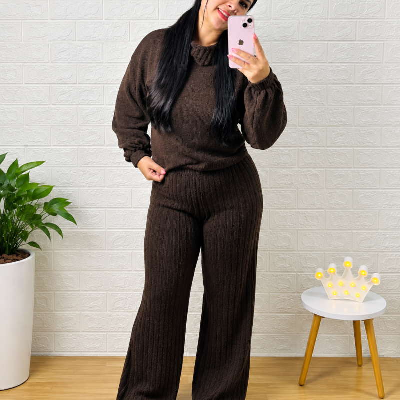 Conjunto tricô mousse